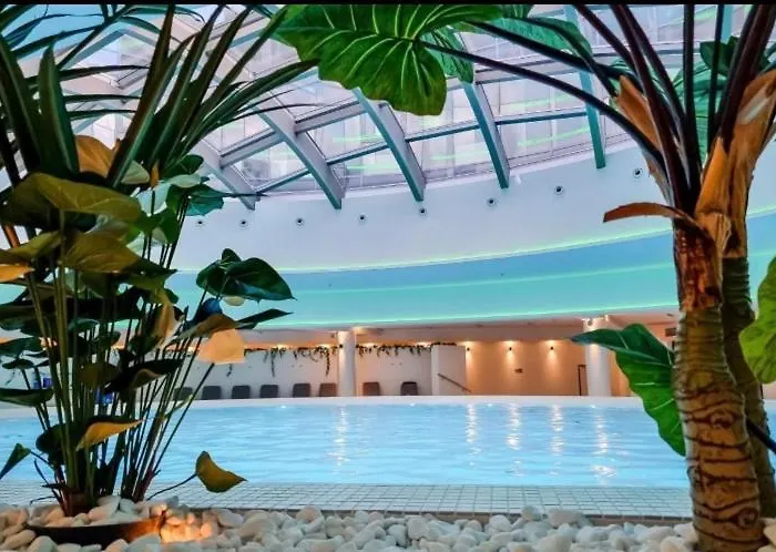 Hanza Tower With Pool & Sauna & Jacuzzi